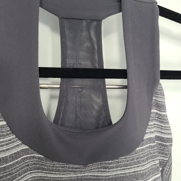 Lululemon Athletic Tank Top Built-In Support Gray Scoop Size Small - Picture 4 of 7